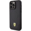 Etui Ferrari Carbon Metal Logo MagSafe na iPhone 15 Pro Max - czarne