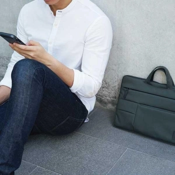 Torba UNIQ Cavalier na laptopa 15