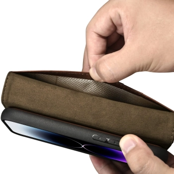 iCarer Oil Wax Wallet Case 2in1 etui iPhone 14 Pro skórzany pokrowiec z klapką Anti-RFID brązowy (WMI14220722-BN)