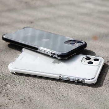 Etui Uniq Combat na iPhone 11 Pro Max - czarne