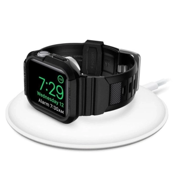 Etui z paskiem Spigen Rugged Armor Pro na Apple Watch 4 / 5 / 6 / 7 / 8 / SE (44/45 mm) - czarne