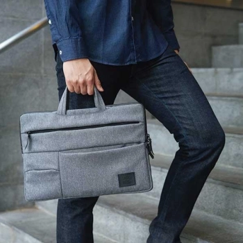 Torba UNIQ Cavalier na laptopa 15