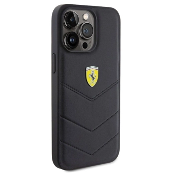 Etui Ferrari Quilted Metal Logo na iPhone 15 Pro Max - czarne